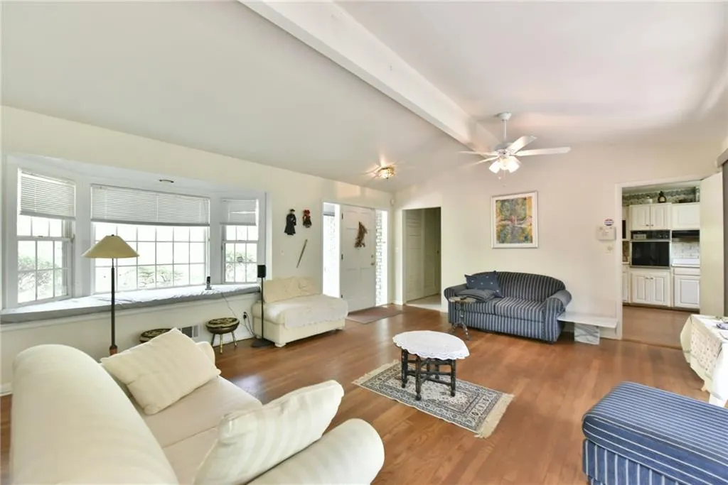 435 Highbrook Drive Ne, Atlanta, Georgia 30342, 3 Bedrooms Bedrooms, ,2 BathroomsBathrooms,Residential,Sold,435 Highbrook Drive Ne,5836409