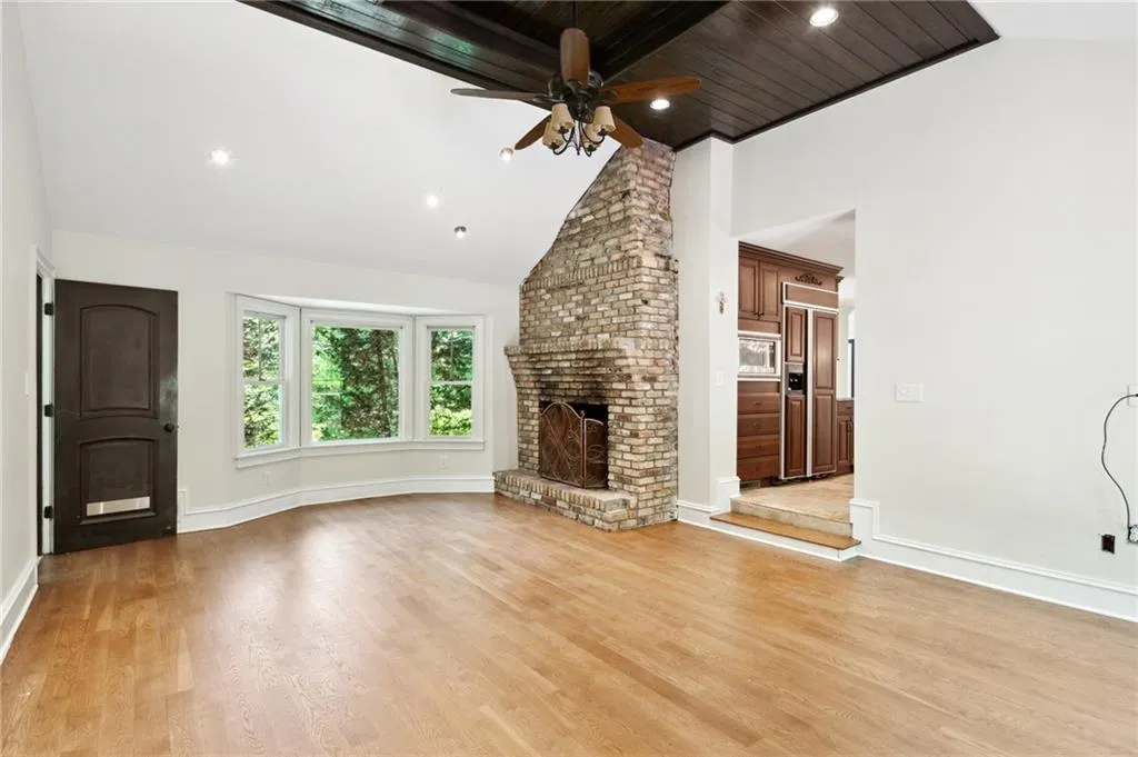 1532 Huntingdon Trail, Sandy Springs, Georgia 30350, 4 Bedrooms Bedrooms, ,4 BathroomsBathrooms,Residential,Sold,1532 Huntingdon Trail,7038041 1532 Huntingdon Trail, Sandy Springs, Georgia 30350, 4 Bedrooms Bedrooms, ,4 BathroomsBathrooms,Residential,Sold,1532 Huntingdon Trail,7038041