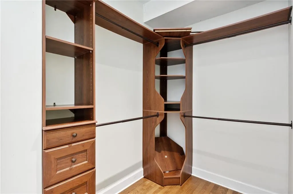 1532 Huntingdon Trail, Sandy Springs, Georgia 30350, 4 Bedrooms Bedrooms, ,4 BathroomsBathrooms,Residential,Sold,1532 Huntingdon Trail,7038041 1532 Huntingdon Trail, Sandy Springs, Georgia 30350, 4 Bedrooms Bedrooms, ,4 BathroomsBathrooms,Residential,Sold,1532 Huntingdon Trail,7038041