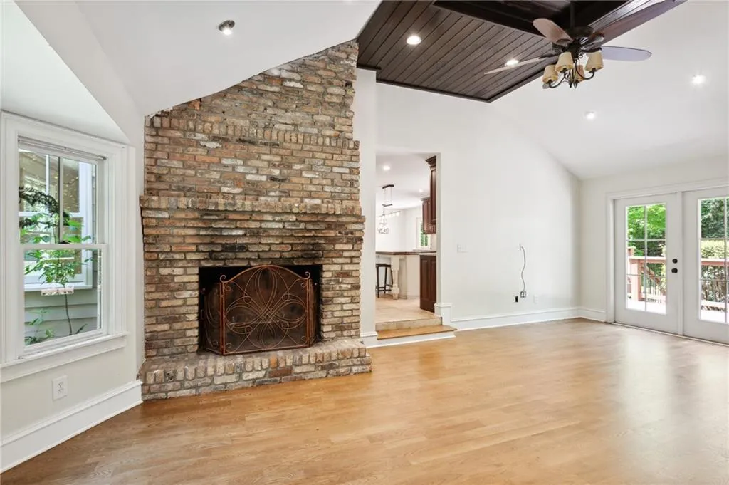 1532 Huntingdon Trail, Sandy Springs, Georgia 30350, 4 Bedrooms Bedrooms, ,4 BathroomsBathrooms,Residential,Sold,1532 Huntingdon Trail,7038041 1532 Huntingdon Trail, Sandy Springs, Georgia 30350, 4 Bedrooms Bedrooms, ,4 BathroomsBathrooms,Residential,Sold,1532 Huntingdon Trail,7038041