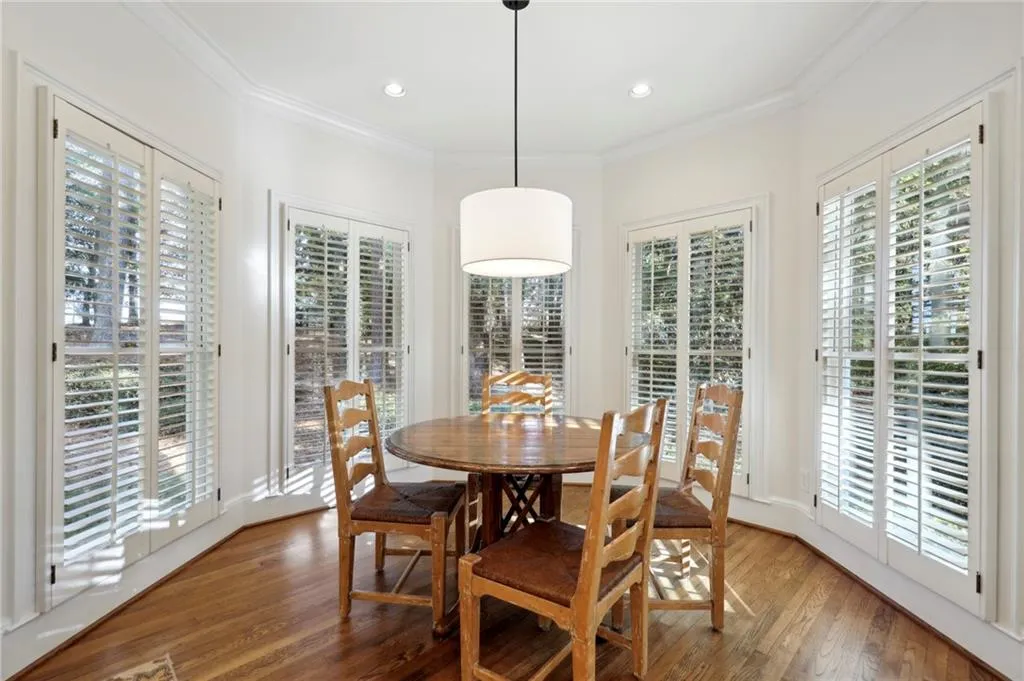 115 Cat Cay Court, Sandy Springs, Georgia 30350, 4 Bedrooms Bedrooms, ,3 BathroomsBathrooms,Residential,Sold,115 Cat Cay Court,7132619