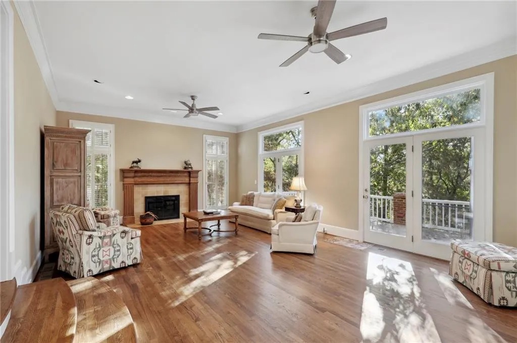 115 Cat Cay Court, Sandy Springs, Georgia 30350, 4 Bedrooms Bedrooms, ,3 BathroomsBathrooms,Residential,Sold,115 Cat Cay Court,7132619