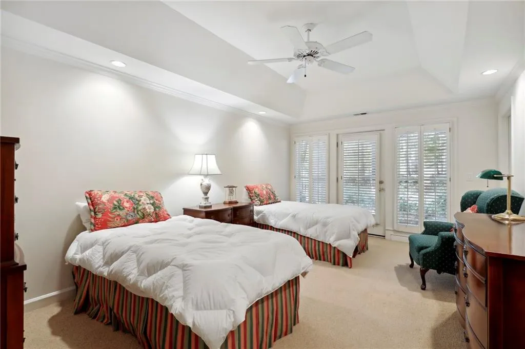 115 Cat Cay Court, Sandy Springs, Georgia 30350, 4 Bedrooms Bedrooms, ,3 BathroomsBathrooms,Residential,Sold,115 Cat Cay Court,7132619