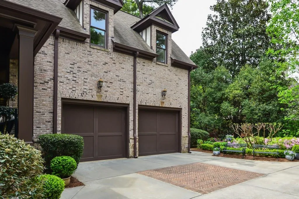 400 Mabry Place, Sandy Springs, Georgia 30319, 5 Bedrooms Bedrooms, ,5 BathroomsBathrooms,Residential,Sold,400 Mabry Place,5672091