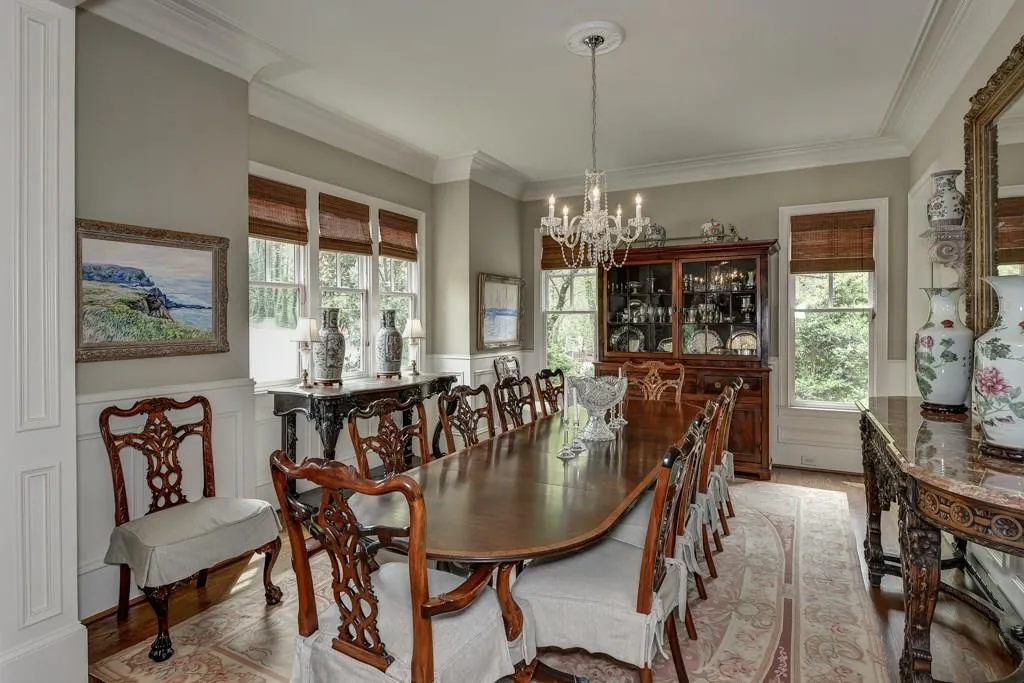 400 Mabry Place, Sandy Springs, Georgia 30319, 5 Bedrooms Bedrooms, ,5 BathroomsBathrooms,Residential,Sold,400 Mabry Place,5672091