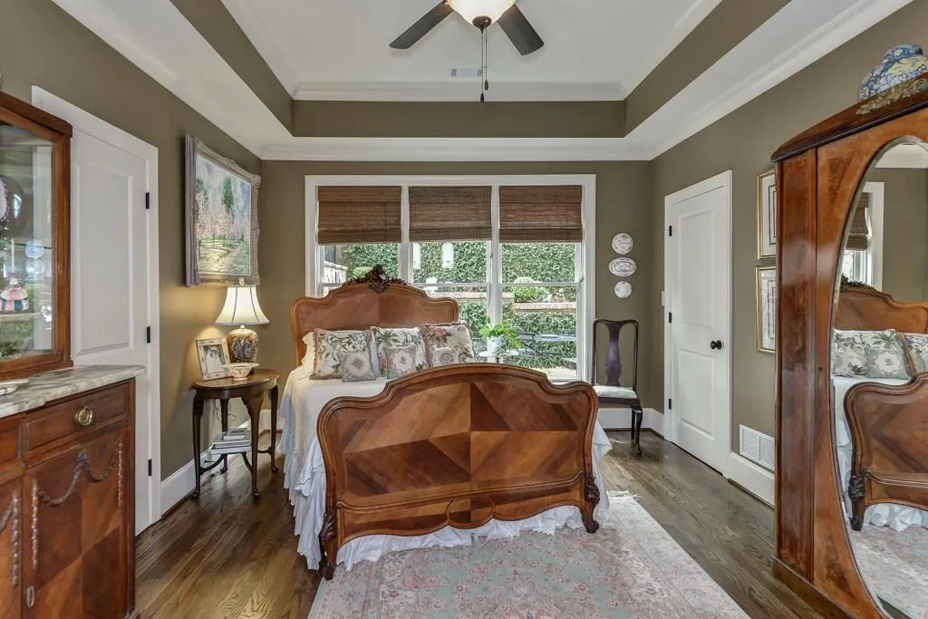 400 Mabry Place, Sandy Springs, Georgia 30319, 5 Bedrooms Bedrooms, ,5 BathroomsBathrooms,Residential,Sold,400 Mabry Place,5672091