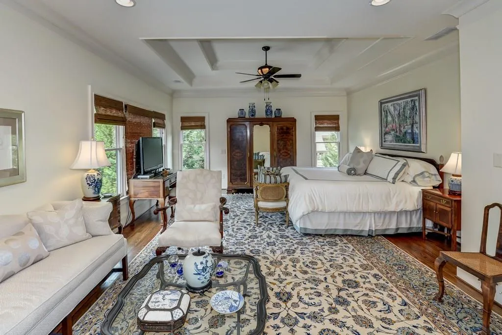 400 Mabry Place, Sandy Springs, Georgia 30319, 5 Bedrooms Bedrooms, ,5 BathroomsBathrooms,Residential,Sold,400 Mabry Place,5672091