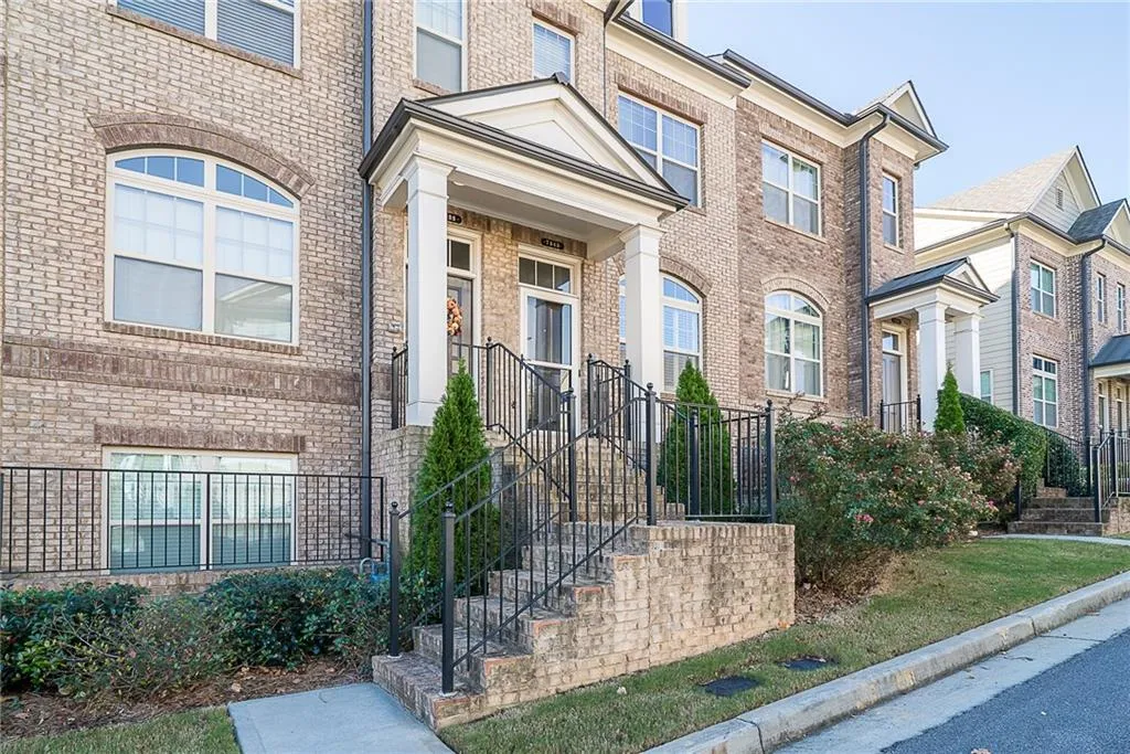 7545 Highland Bluff, Sandy Springs, Georgia 30328, 3 Bedrooms Bedrooms, ,3 BathroomsBathrooms,Residential,Sold,7545 Highland Bluff,5935064