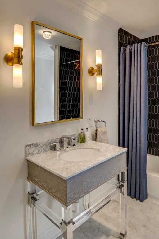 945 Landmark Drive, Sandy Springs, Georgia 30342, 4 Bedrooms Bedrooms, ,3 BathroomsBathrooms,Residential,Sold,945 Landmark Drive,7358484