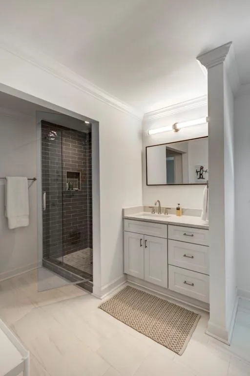 945 Landmark Drive, Sandy Springs, Georgia 30342, 4 Bedrooms Bedrooms, ,3 BathroomsBathrooms,Residential,Sold,945 Landmark Drive,7358484