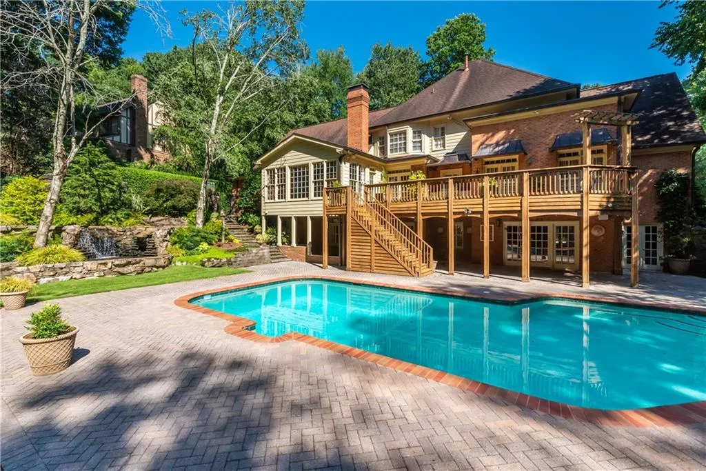 1550 Bakers Glen Drive, Atlanta, Georgia 30350, 5 Bedrooms Bedrooms, ,4 BathroomsBathrooms,Residential,Sold,1550 Bakers Glen Drive,6753345