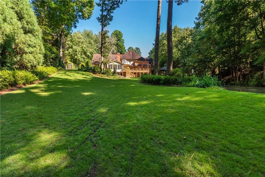 1550 Bakers Glen Drive, Atlanta, Georgia 30350, 5 Bedrooms Bedrooms, ,4 BathroomsBathrooms,Residential,Sold,1550 Bakers Glen Drive,6753345