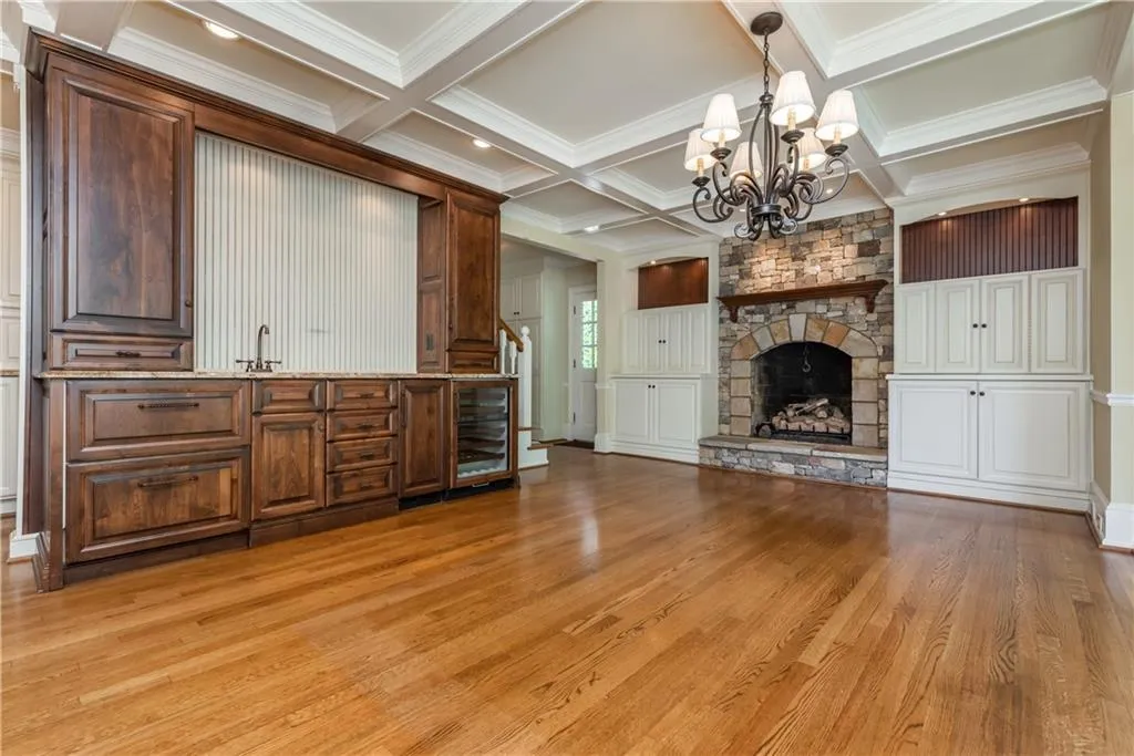 1550 Bakers Glen Drive, Atlanta, Georgia 30350, 5 Bedrooms Bedrooms, ,4 BathroomsBathrooms,Residential,Sold,1550 Bakers Glen Drive,6753345
