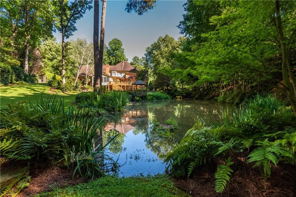 1550 Bakers Glen Drive, Atlanta, Georgia 30350, 5 Bedrooms Bedrooms, ,4 BathroomsBathrooms,Residential,Sold,1550 Bakers Glen Drive,6753345
