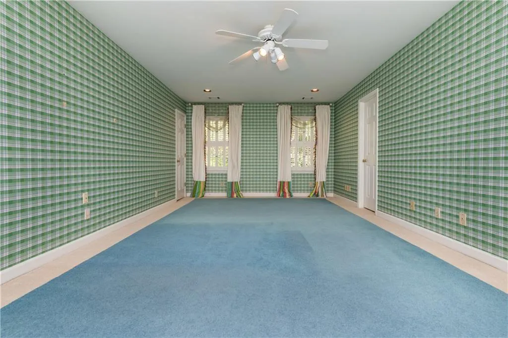1550 Bakers Glen Drive, Atlanta, Georgia 30350, 5 Bedrooms Bedrooms, ,4 BathroomsBathrooms,Residential,Sold,1550 Bakers Glen Drive,6753345
