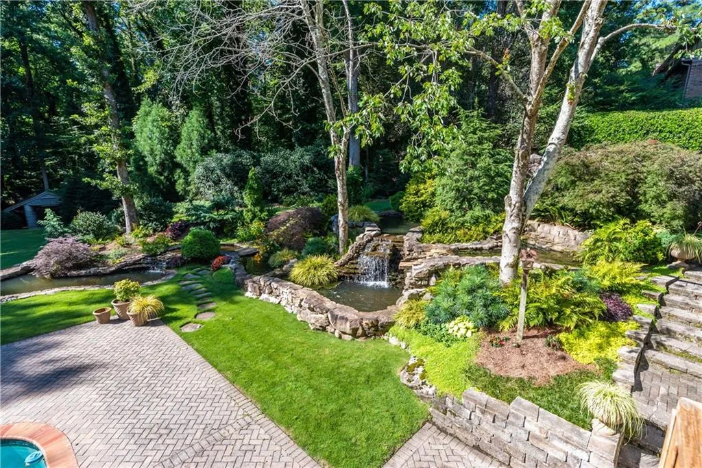 1550 Bakers Glen Drive, Atlanta, Georgia 30350, 5 Bedrooms Bedrooms, ,4 BathroomsBathrooms,Residential,Sold,1550 Bakers Glen Drive,6753345