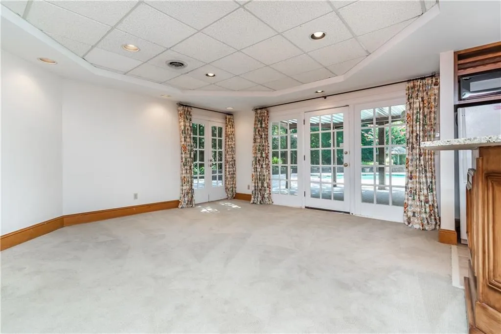 1550 Bakers Glen Drive, Atlanta, Georgia 30350, 5 Bedrooms Bedrooms, ,4 BathroomsBathrooms,Residential,Sold,1550 Bakers Glen Drive,6753345