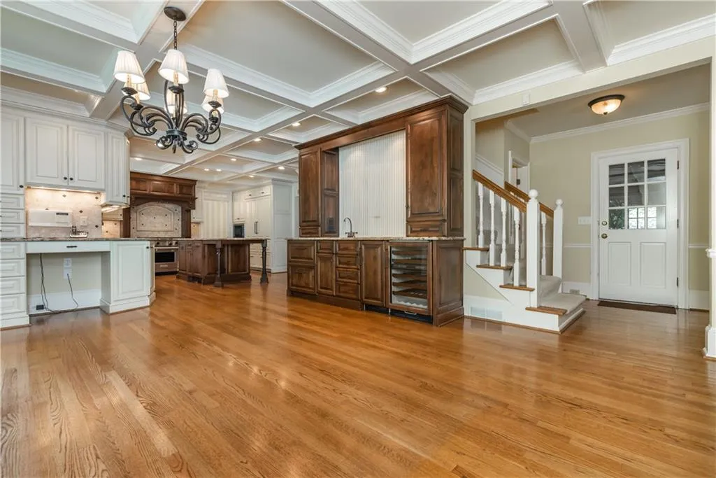 1550 Bakers Glen Drive, Atlanta, Georgia 30350, 5 Bedrooms Bedrooms, ,4 BathroomsBathrooms,Residential,Sold,1550 Bakers Glen Drive,6753345