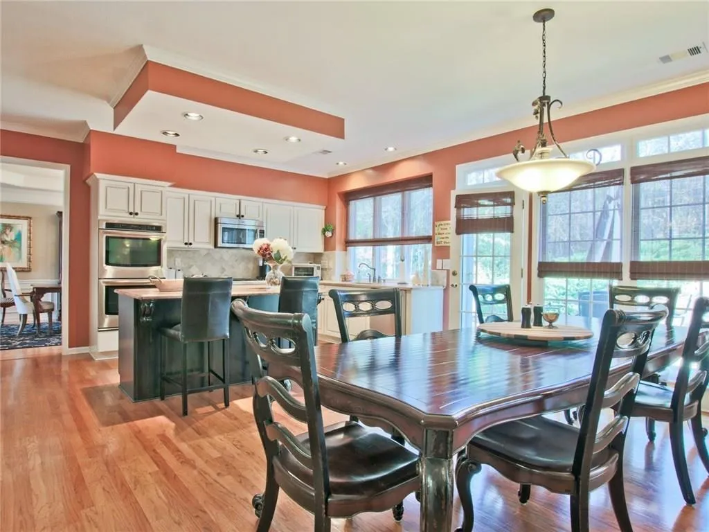 205 Smithdun Lane, Sandy Springs, Georgia 30350, 4 Bedrooms Bedrooms, ,3 BathroomsBathrooms,Residential,Sold,205 Smithdun Lane,5984442