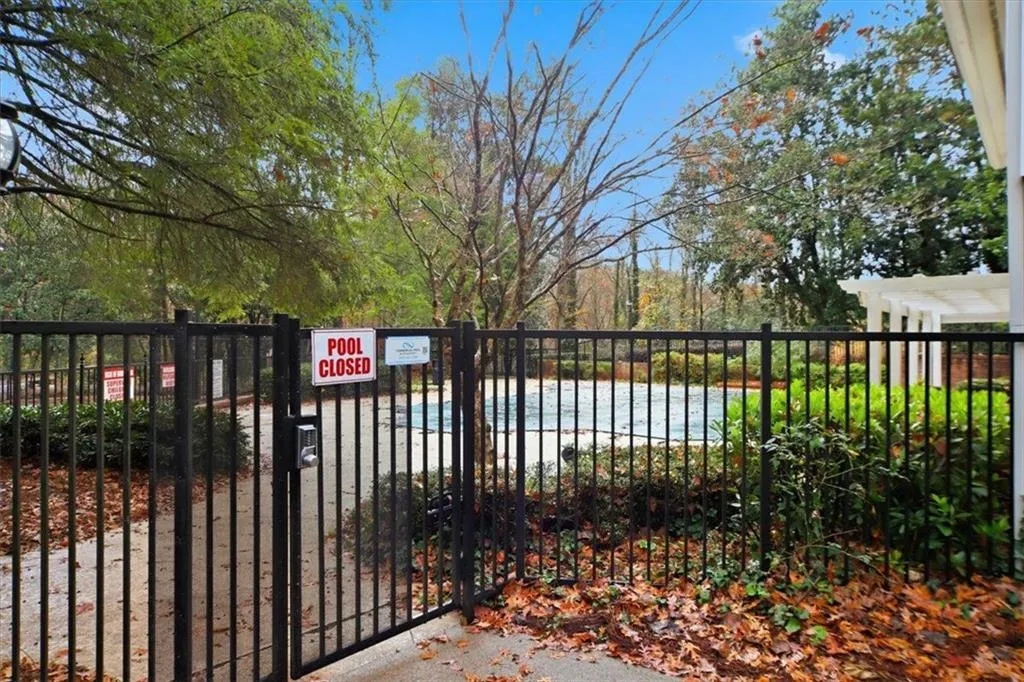 6822 Glenridge Drive Unit D, Atlanta, Georgia 30328, 1 Bedroom Bedrooms, ,1 BathroomBathrooms,Residential,For Sale,6822 Glenridge Drive Unit D,7685163