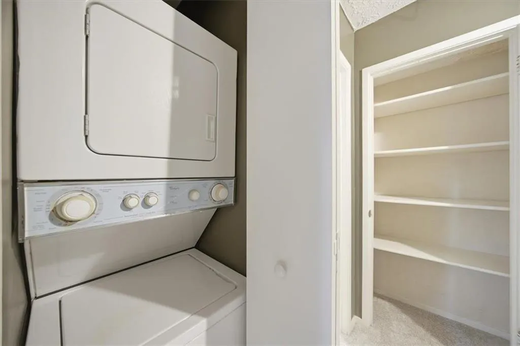 6822 Glenridge Drive Unit D, Atlanta, Georgia 30328, 1 Bedroom Bedrooms, ,1 BathroomBathrooms,Residential,For Sale,6822 Glenridge Drive Unit D,7685163