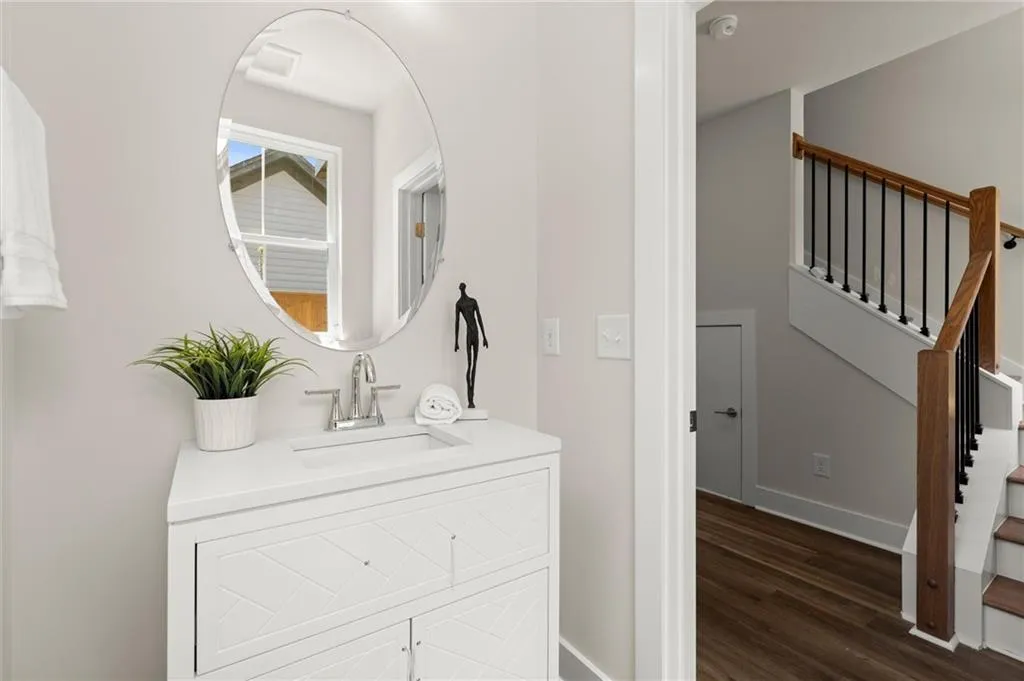 1123 Knight Walk Nw, Atlanta, Georgia 30318, 2 Bedrooms Bedrooms, ,2 BathroomsBathrooms,Residential,For Sale,1123 Knight Walk Nw,7625366