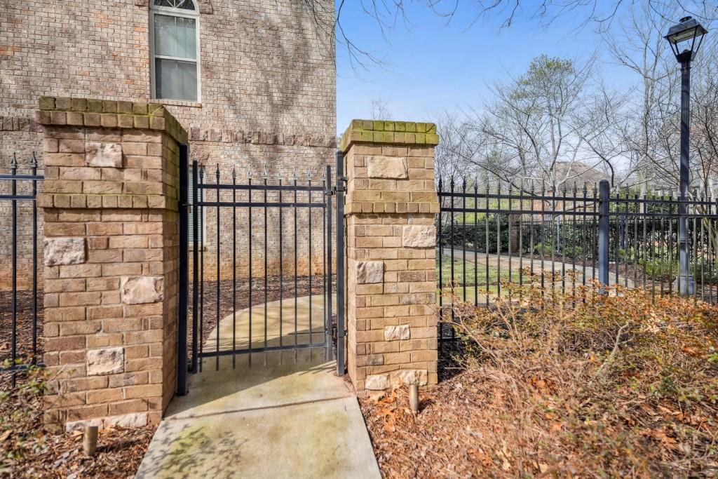 934 Telfair Close, Sandy Springs, Georgia 30350, 3 Bedrooms Bedrooms, ,3 BathroomsBathrooms,Residential,Sold,934 Telfair Close,7304894