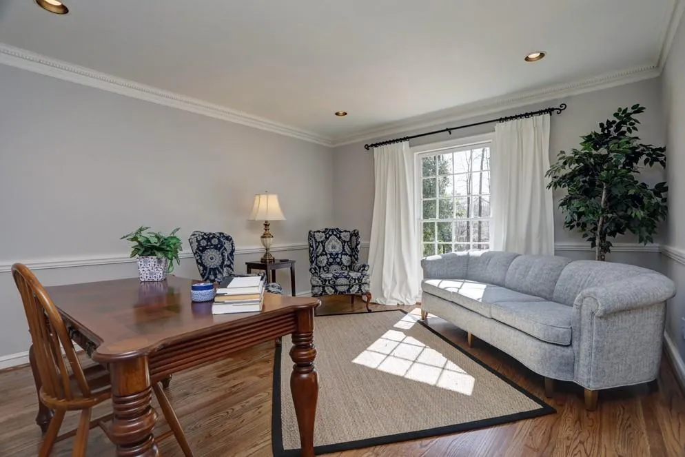 520 Valley Hall Drive, Sandy Springs, Georgia 30350, 4 Bedrooms Bedrooms, ,3 BathroomsBathrooms,Residential,Sold,520 Valley Hall Drive,6503324