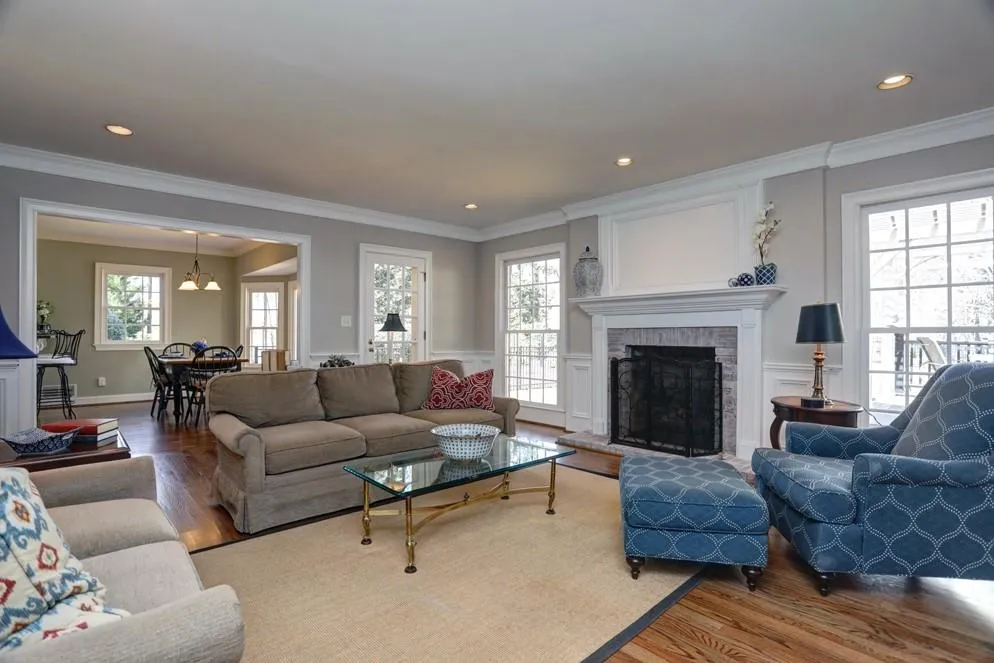 520 Valley Hall Drive, Sandy Springs, Georgia 30350, 4 Bedrooms Bedrooms, ,3 BathroomsBathrooms,Residential,Sold,520 Valley Hall Drive,6503324