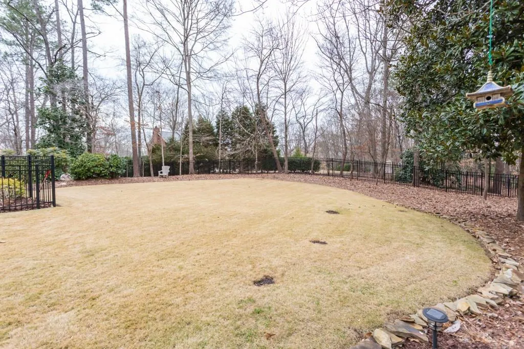 520 Valley Hall Drive, Sandy Springs, Georgia 30350, 4 Bedrooms Bedrooms, ,3 BathroomsBathrooms,Residential,Sold,520 Valley Hall Drive,6503324
