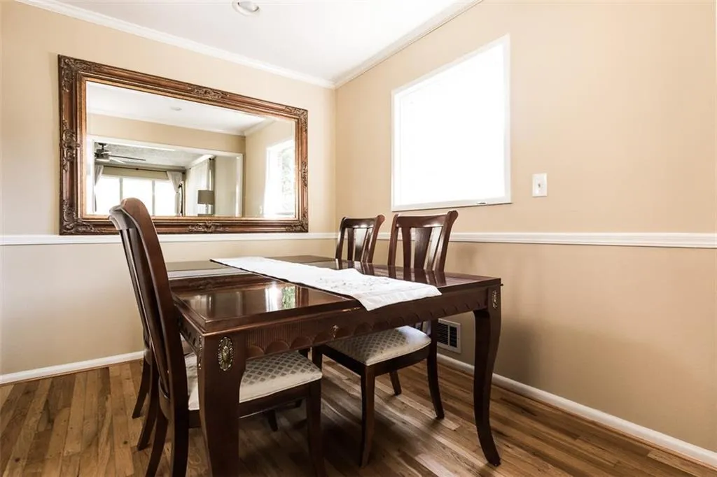 2075 Arlington Avenue Ne, Atlanta, Georgia 30324, 3 Bedrooms Bedrooms, ,2 BathroomsBathrooms,Residential,Sold,2075 Arlington Avenue Ne,5826545