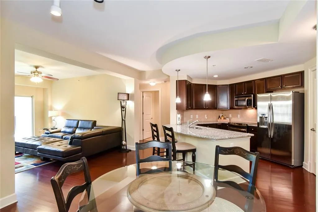 200 River Vista Drive Unit 627, Atlanta, Georgia 30339, 2 Bedrooms Bedrooms, ,2 BathroomsBathrooms,Residential,Sold,200 River Vista Drive Unit 627,5736808 200 River Vista Drive Unit 627, Atlanta, Georgia 30339, 2 Bedrooms Bedrooms, ,2 BathroomsBathrooms,Residential,Sold,200 River Vista Drive Unit 627,5736808