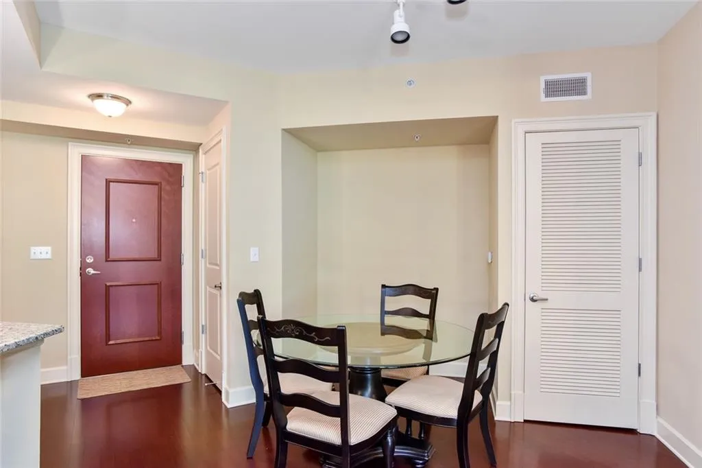 200 River Vista Drive Unit 627, Atlanta, Georgia 30339, 2 Bedrooms Bedrooms, ,2 BathroomsBathrooms,Residential,Sold,200 River Vista Drive Unit 627,5736808 200 River Vista Drive Unit 627, Atlanta, Georgia 30339, 2 Bedrooms Bedrooms, ,2 BathroomsBathrooms,Residential,Sold,200 River Vista Drive Unit 627,5736808