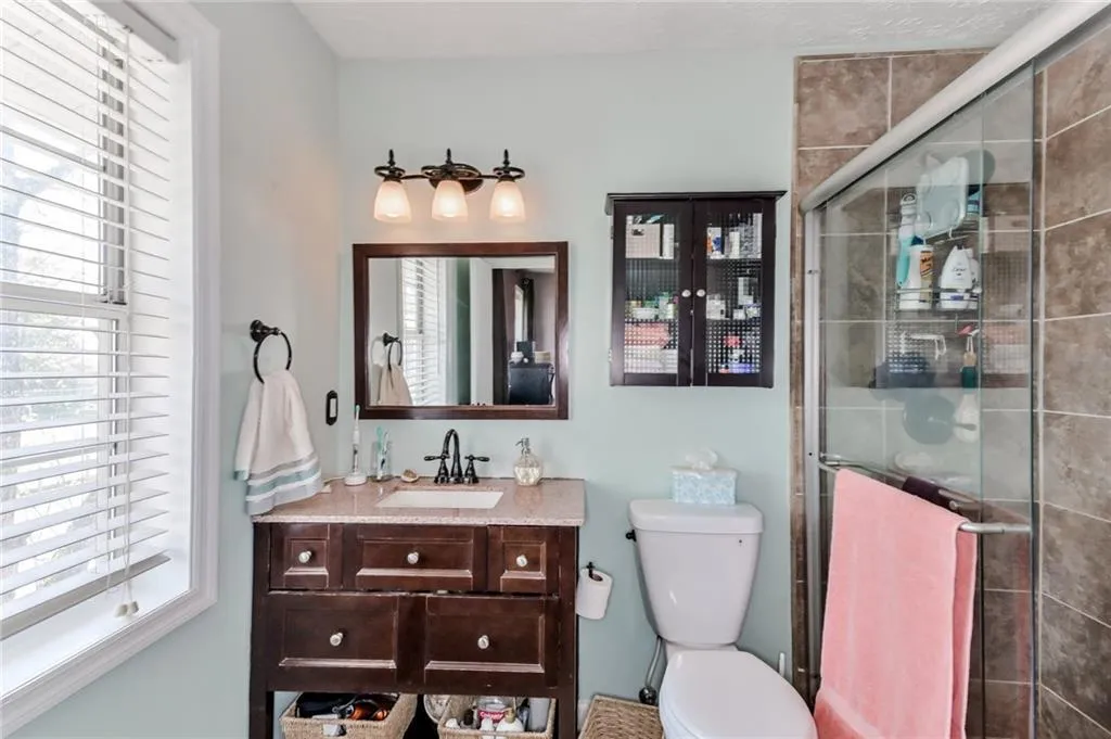 7750 Roswell Road Unit 9d, Atlanta, Georgia 30350, 3 Bedrooms Bedrooms, ,2 BathroomsBathrooms,Residential,Sold,7750 Roswell Road Unit 9d,6529932