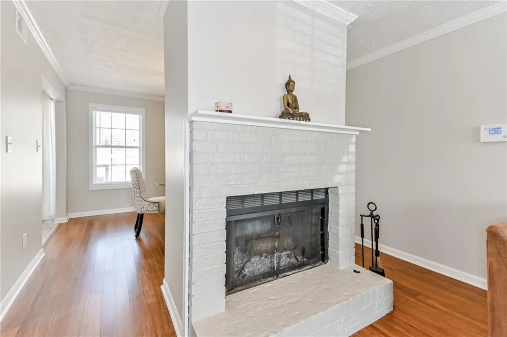 7750 Roswell Road Unit 9d, Atlanta, Georgia 30350, 3 Bedrooms Bedrooms, ,2 BathroomsBathrooms,Residential,Sold,7750 Roswell Road Unit 9d,6529932