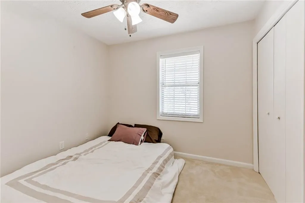 7750 Roswell Road Unit 9d, Atlanta, Georgia 30350, 3 Bedrooms Bedrooms, ,2 BathroomsBathrooms,Residential,Sold,7750 Roswell Road Unit 9d,6529932