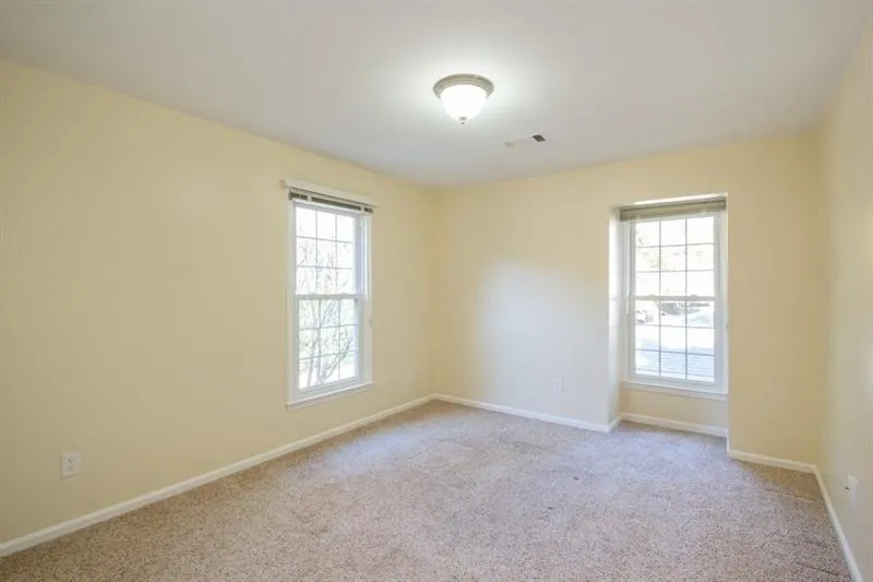 445 The North Chace, Sandy Springs, Georgia 30328, 3 Bedrooms Bedrooms, ,3 BathroomsBathrooms,Residential,Sold,445 The North Chace,6646933