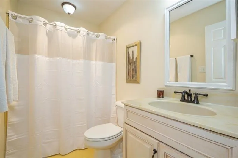 445 The North Chace, Sandy Springs, Georgia 30328, 3 Bedrooms Bedrooms, ,3 BathroomsBathrooms,Residential,Sold,445 The North Chace,6646933