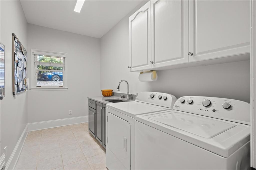 165 SPALDING CREEK Court, Atlanta, Georgia 30350, 4 Bedrooms Bedrooms, ,4 BathroomsBathrooms,Residential,Sold,165 SPALDING CREEK Court,7301124