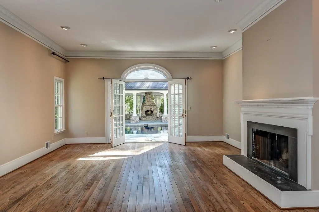 11 Ascot Manor, Atlanta, Georgia 30327, 4 Bedrooms Bedrooms, ,3 BathroomsBathrooms,Residential,Sold,11 Ascot Manor,5609246