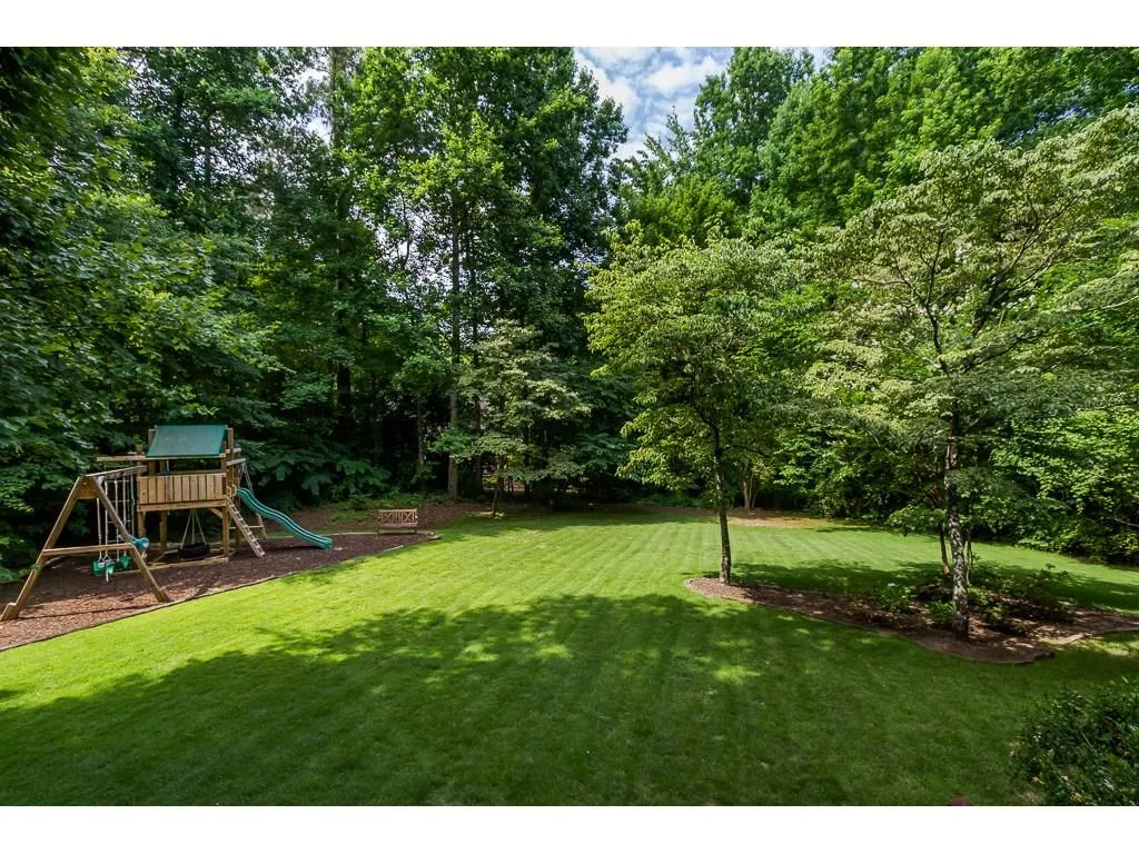 35 Messina Way, Sandy Springs, Georgia 30328, 6 Bedrooms Bedrooms, ,4 BathroomsBathrooms,Residential,Sold,35 Messina Way,6026210