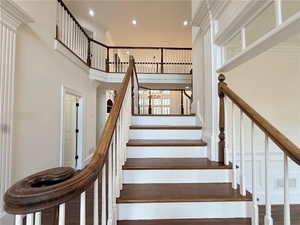 285 Spalding Springs Lane, Atlanta, Georgia 30350, 6 Bedrooms Bedrooms, ,5 BathroomsBathrooms,Residential,Sold,285 Spalding Springs Lane,7730203