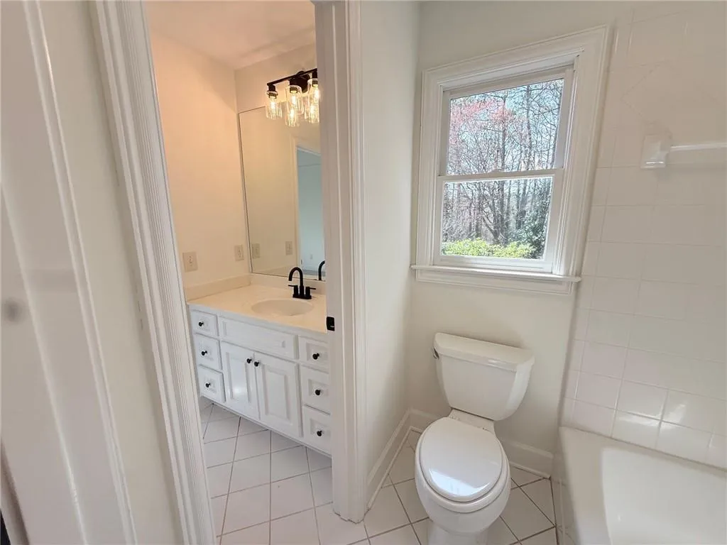 285 Spalding Springs Lane, Atlanta, Georgia 30350, 6 Bedrooms Bedrooms, ,5 BathroomsBathrooms,Residential,Sold,285 Spalding Springs Lane,7730203