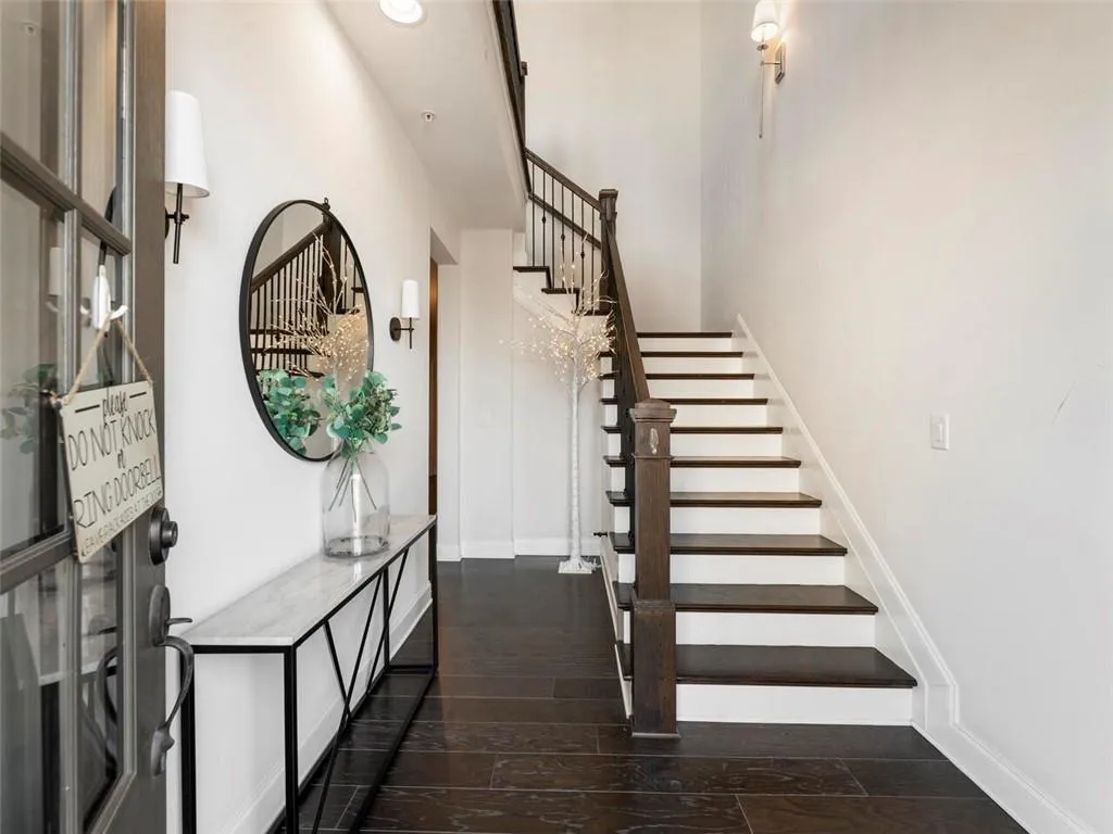 6621 Cadence Boulevard, Atlanta, Georgia 30328, 4 Bedrooms Bedrooms, ,4 BathroomsBathrooms,Residential,Sold,6621 Cadence Boulevard,7019624