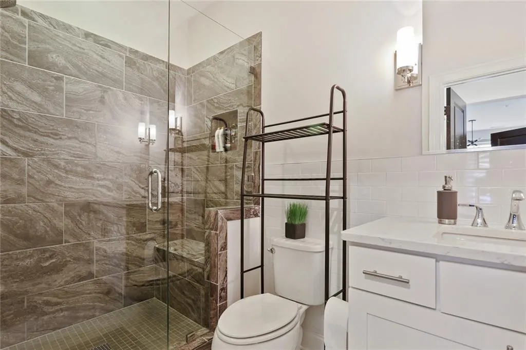 6621 Cadence Boulevard, Atlanta, Georgia 30328, 4 Bedrooms Bedrooms, ,4 BathroomsBathrooms,Residential,Sold,6621 Cadence Boulevard,7019624