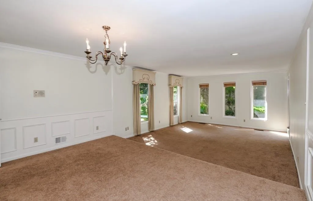 1280 Spalding Drive, Sandy Springs, Georgia 30350, 5 Bedrooms Bedrooms, ,3 BathroomsBathrooms,Residential,Sold,1280 Spalding Drive,6704380