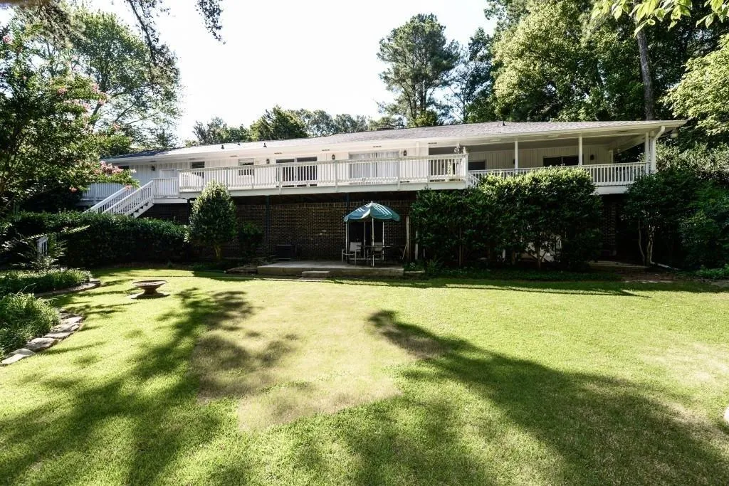 1280 Spalding Drive, Sandy Springs, Georgia 30350, 5 Bedrooms Bedrooms, ,3 BathroomsBathrooms,Residential,Sold,1280 Spalding Drive,6704380