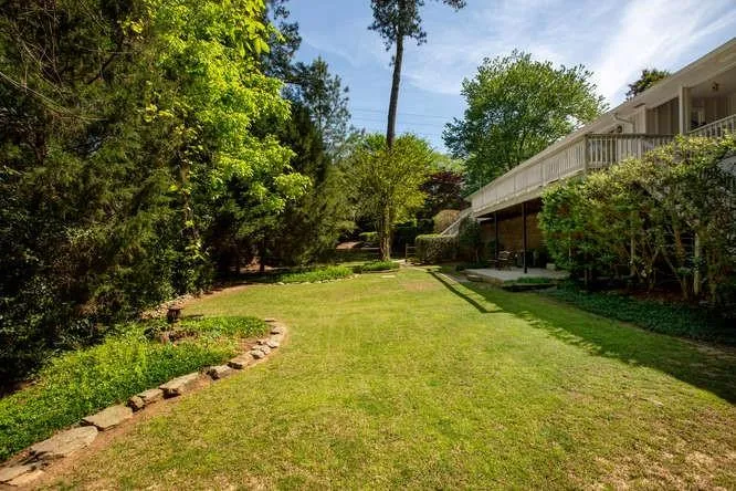 1280 Spalding Drive, Sandy Springs, Georgia 30350, 5 Bedrooms Bedrooms, ,3 BathroomsBathrooms,Residential,Sold,1280 Spalding Drive,6704380