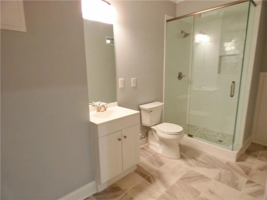 4101 Brookview Drive Se, Atlanta, Georgia 30339, 6 Bedrooms Bedrooms, ,6 BathroomsBathrooms,Residential,For Sale,4101 Brookview Drive Se,7563162