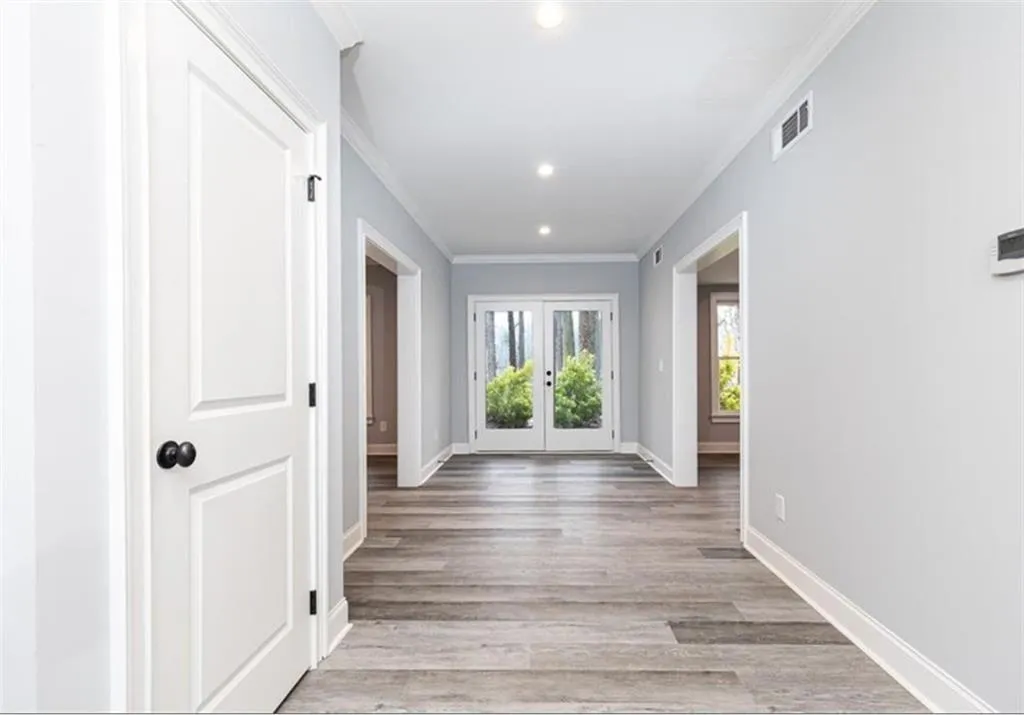 4101 Brookview Drive Se, Atlanta, Georgia 30339, 6 Bedrooms Bedrooms, ,6 BathroomsBathrooms,Residential,For Sale,4101 Brookview Drive Se,7563162